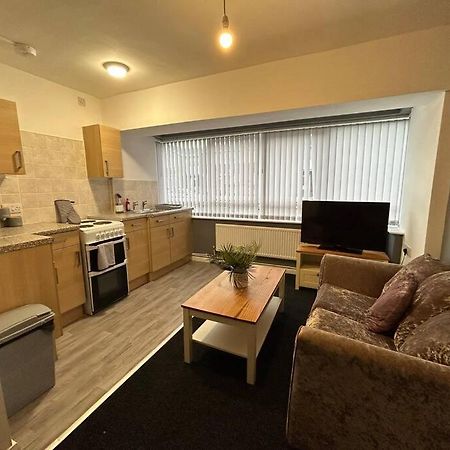 Two Bedroom Apartment Room 18 Stockton-on-Tees Buitenkant foto