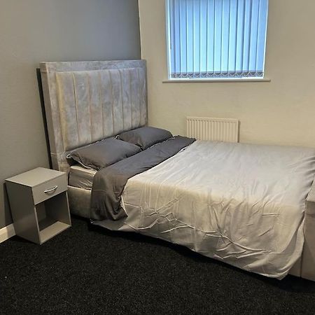 Two Bedroom Apartment Room 18 Stockton-on-Tees Buitenkant foto