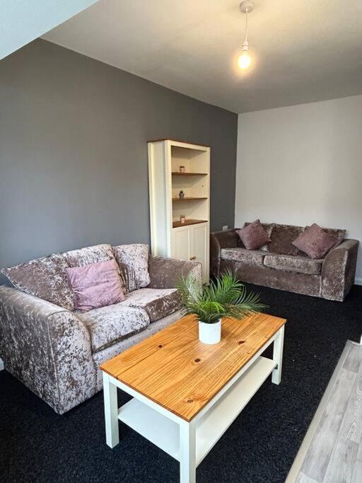 Two Bedroom Apartment Room 18 Stockton-on-Tees Buitenkant foto